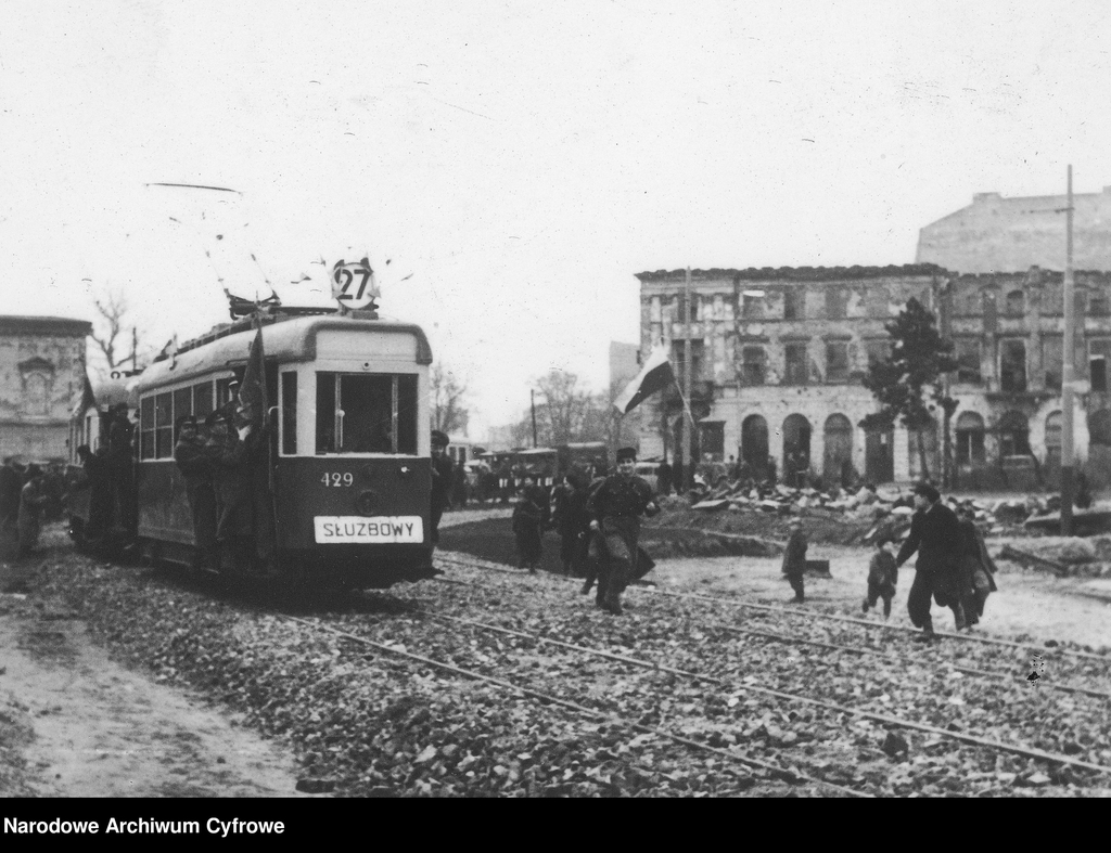 Otwarcie nowej linii tramwajowej nr 27 na ul. Marszałkowskiej, 1947 rok
